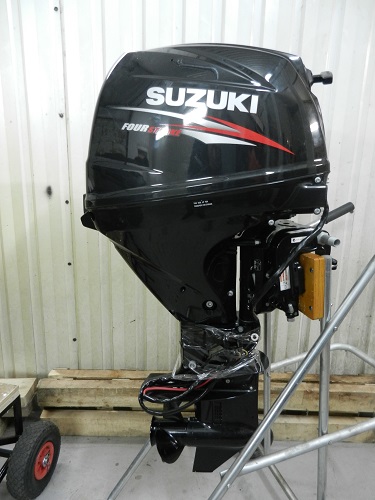 4-тактный лодочный мотор Suzuki DF 30 ARS 2016г.